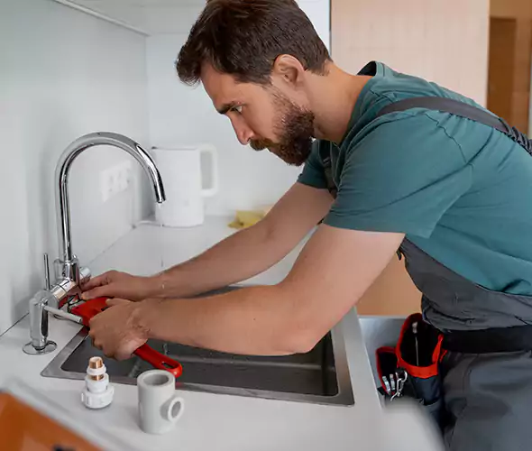 Professional Faucet Replacement Specialist in Woodmere, NY: Schedule Affordable Faucet Replacement Services with Us