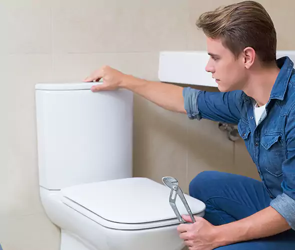 Expert Plumber for Toilet Replacement in Woodmere, NY: Schedule Affordable Toilet Replacement Services with Us