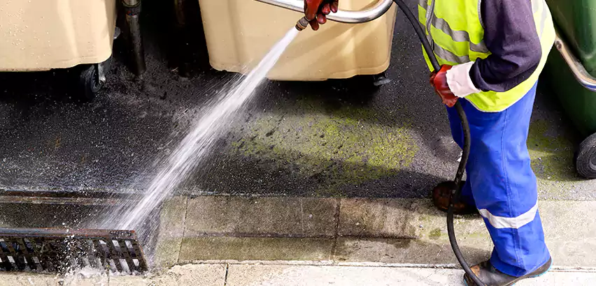Jet Drain Cleaning in Woodmere
